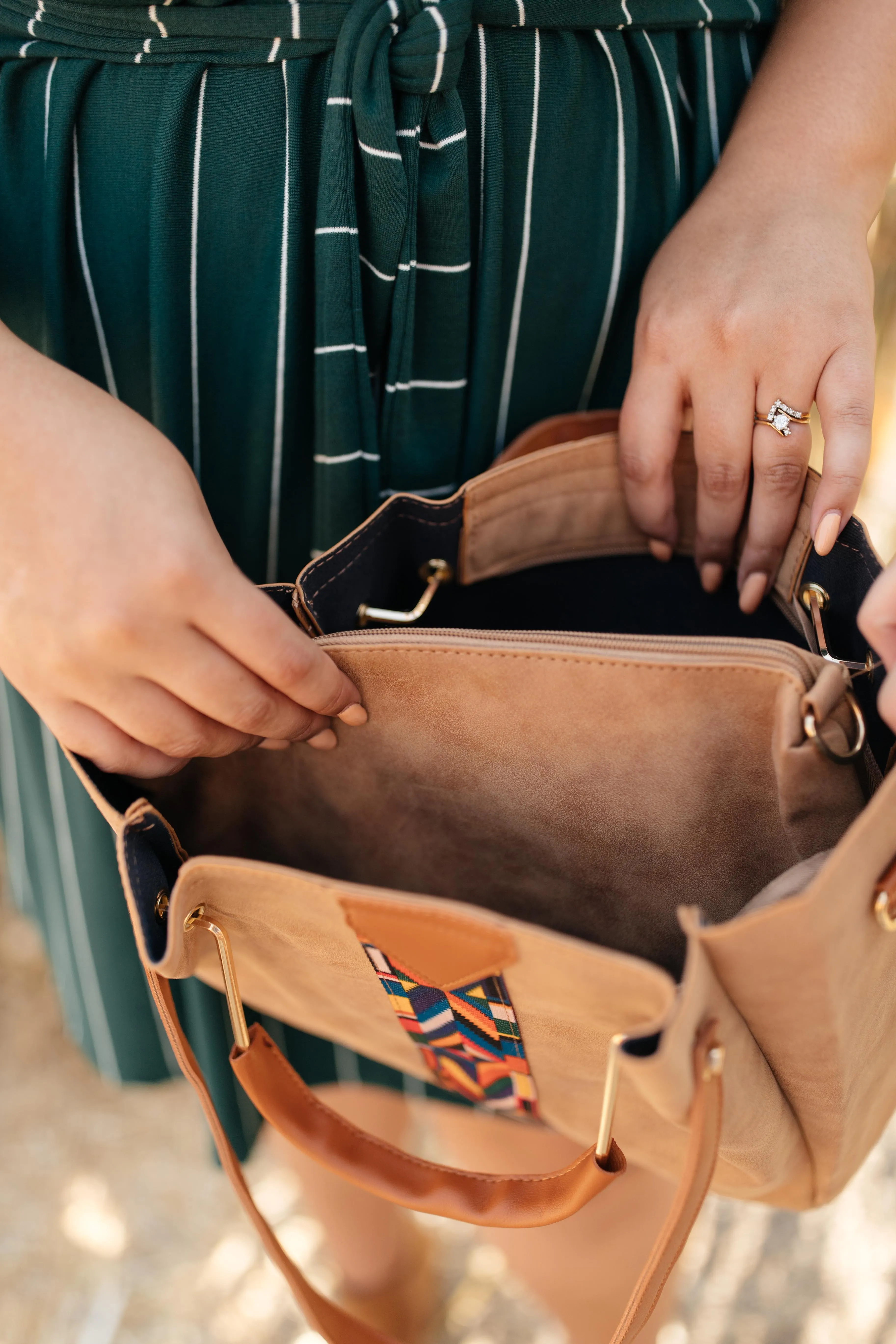 City Chic Tote in Camel